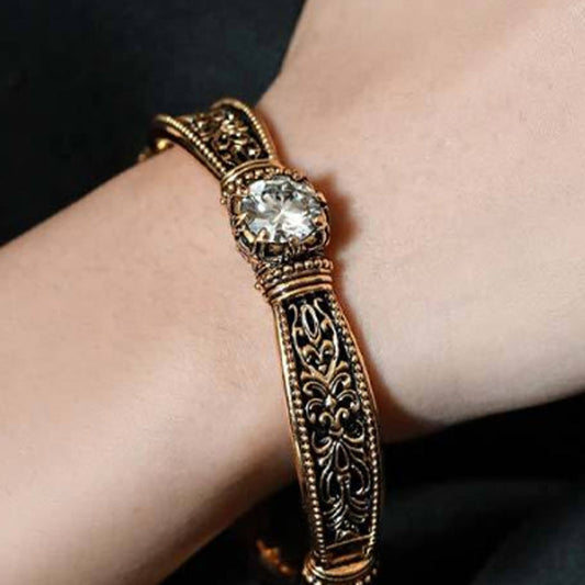 Elegant Vintage Carved Cuff Bracelet & Ring Set
